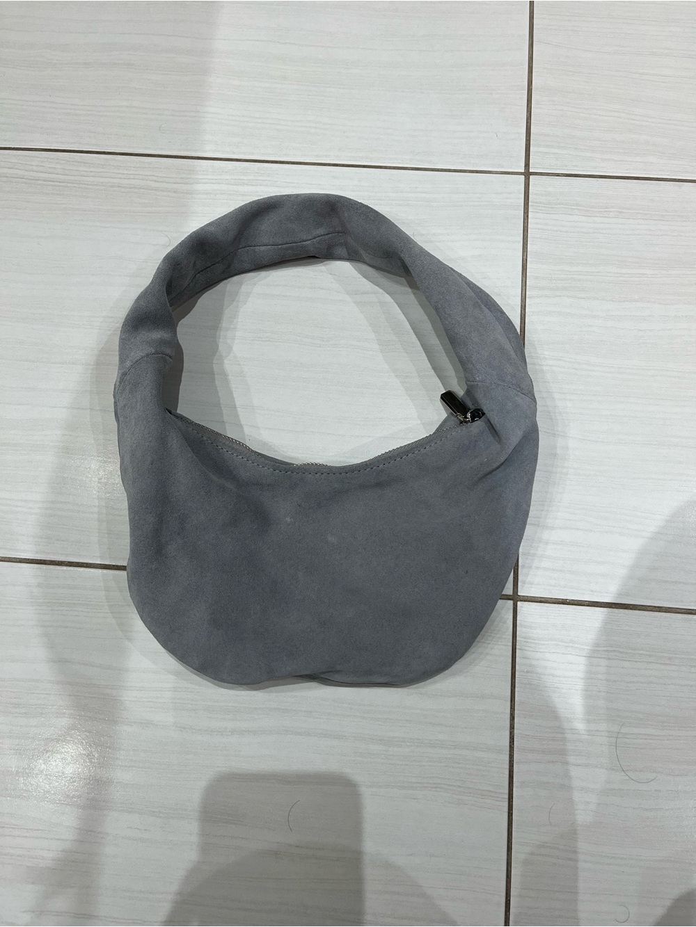 100% Suede Rounded Purse - Picture 3 of 13